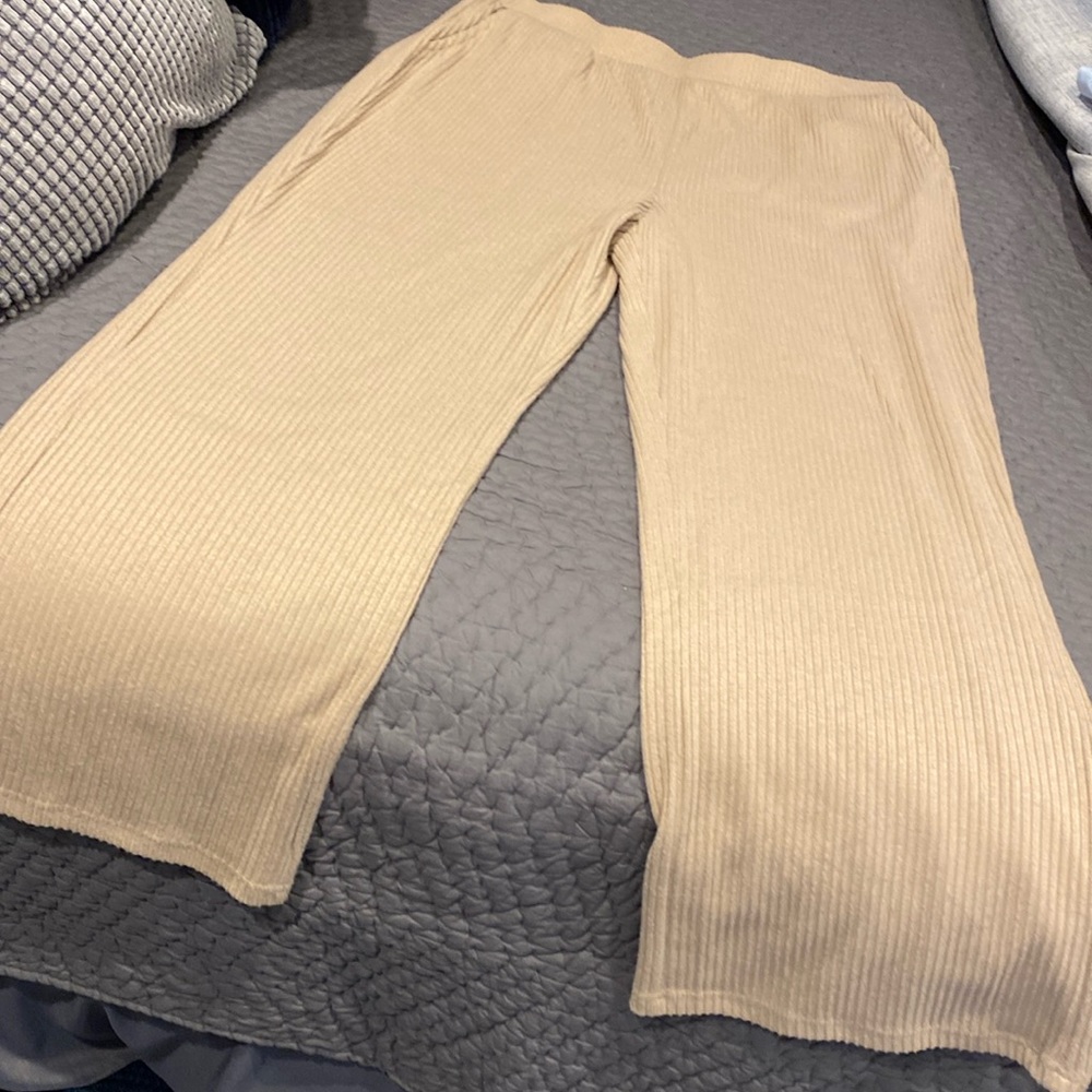 EZ by Nina Leonard lounge pants